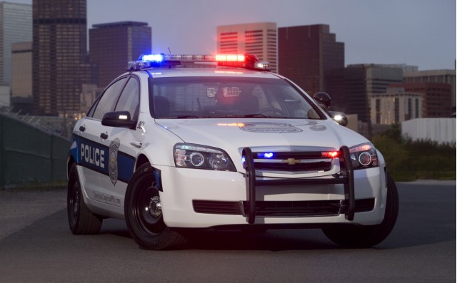 2011-chevrolet-caprice-police-car_100230107_m