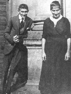 frank-with-ottla-his-favourite-sister