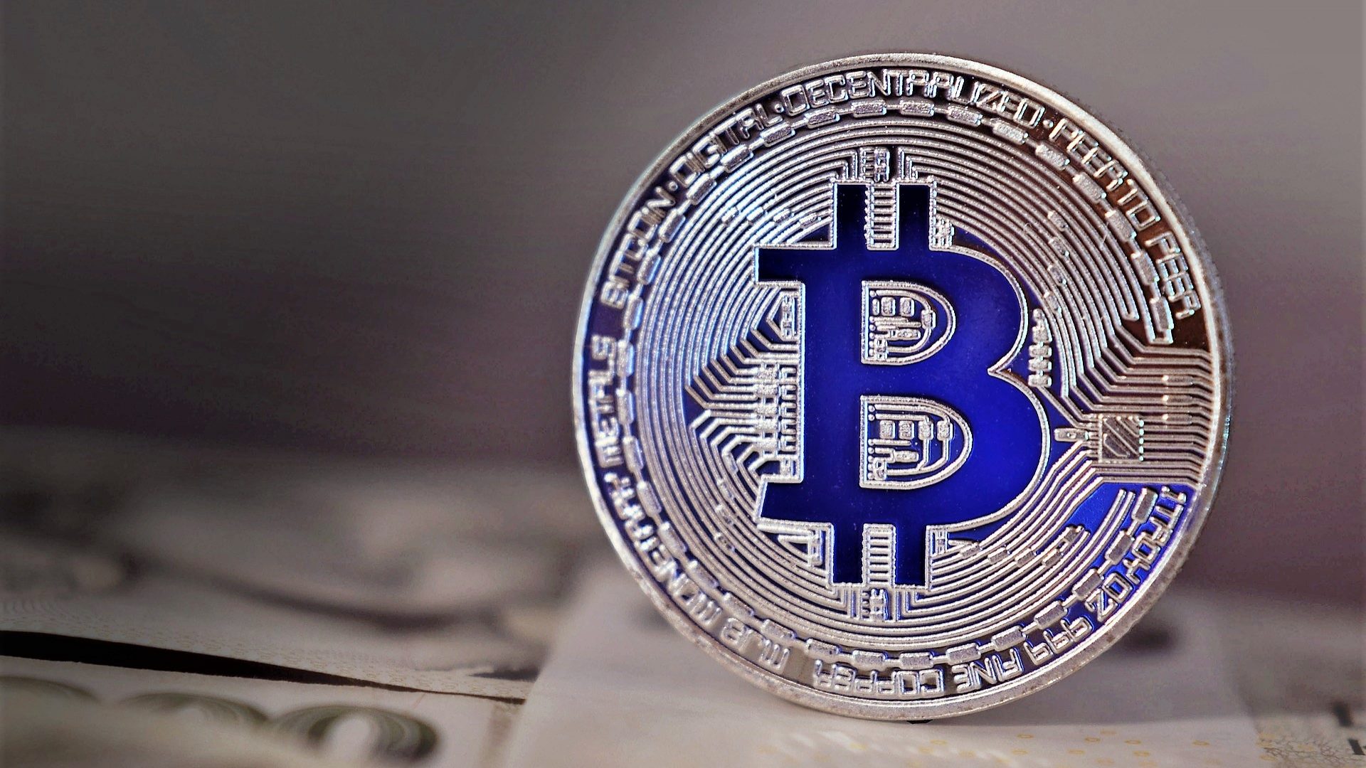 cropped-bitcoin-2868704_1920-1